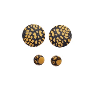 Fabric covered stud earrings, earrings, studs, stud earrings, fabric jewelry, fabric earrings, fabric studs