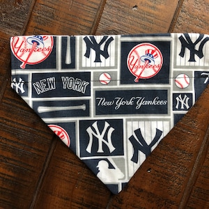 New York Yankees Over-the-Collar Reversible Dog Bandana ~ Four Sizes, Optional Personalization