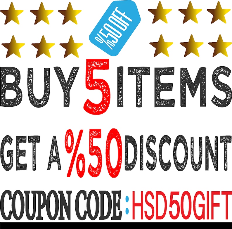 Pu&ograve; includere: Una grafica nera e rossa con il testo "BUY 5 ITEMS GET A %50 DISCOUNT COUPON CODE: HSD50GIFT" con un'etichetta blu che dice "1500 OFF" sopra il testo.