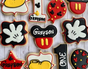 Mouse royal icing cookies