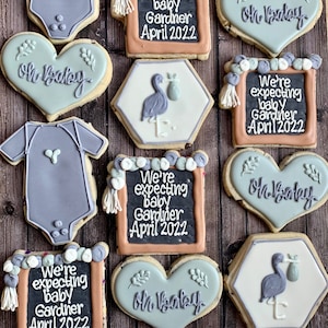 Gender neutral Baby announcement