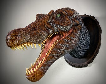 Spinosaurus Bust Sculpture Hanging Wall Mount