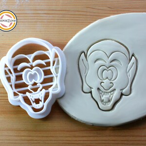 Vampire Cookie Cutter
