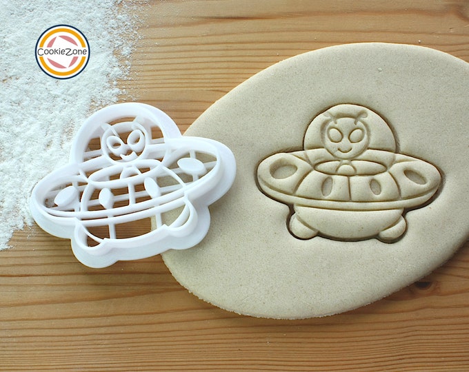 Alien in Spaceship Cookie Cutter