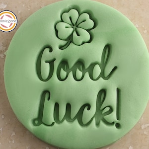 Zestaw do wykrawania ciasteczek i stempli do fondantu Good Luck (styl 2 z koniczyną)
