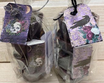 HALLOWEEN FIRE STARTERS, 4 Spooky Crow Skull Orb Fire Starters and Matches, Halloween Housewarming Gift, Eco Friendly Packaging