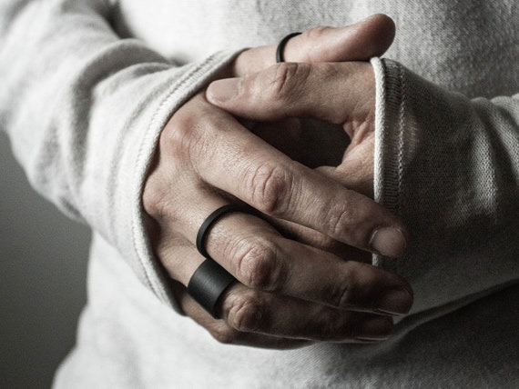 Bague online caoutchouc homme