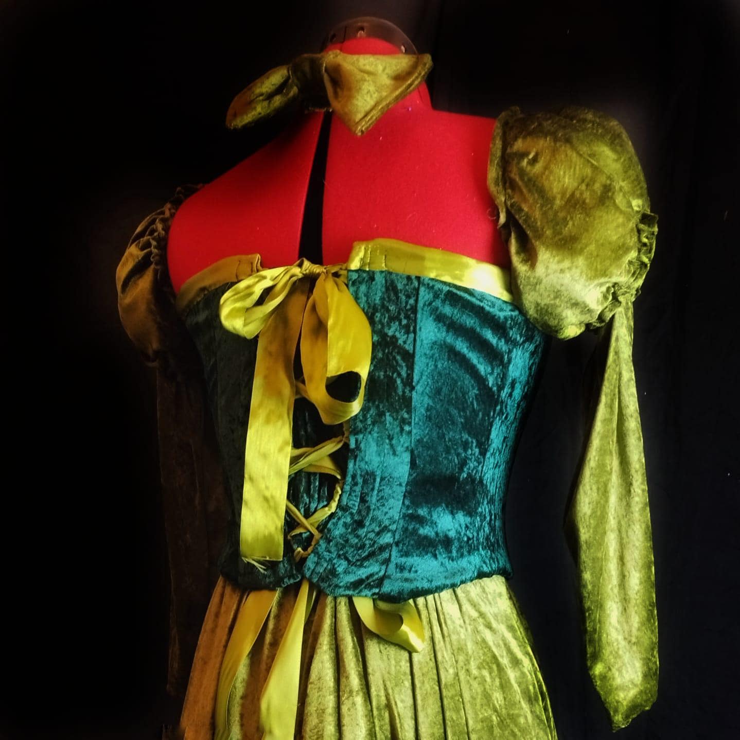 Belle-Inspired Green Velvet Library Cosplay Dress for Adults - Princess Style, Custom Fit