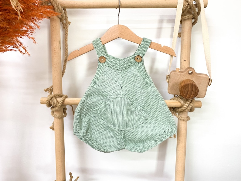 Gift for baby Cotton baby romper 0-6 months Knitted baby romper Macrame pacifier clip with rainbow