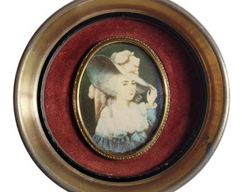 Antique Round Burgundy Velvet Gold Metal Picture Frame, Convex Glass Oval Portrait, Vintage Wall Art, Victorian Lady Cameo Wall Decor