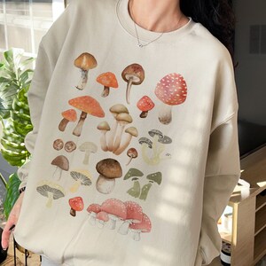 Mushroom Shirt Cottagecore Clothing Mushroom Print Crew Neck Sweatshirt Cottagecore Aesthetic Mushroom Clothing Botanical Shirt Cottage Core
