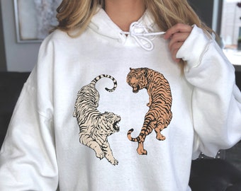 Sweatshirt with tiger on it Clearance