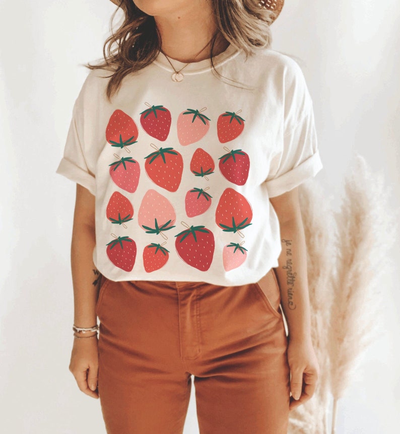 Strawberry Shirt Strawberry Clothes Strawberry Top Garden Shirt Aesthetic Clothing Cottagecore Clothes Botanical Shirt Strawberry Print 