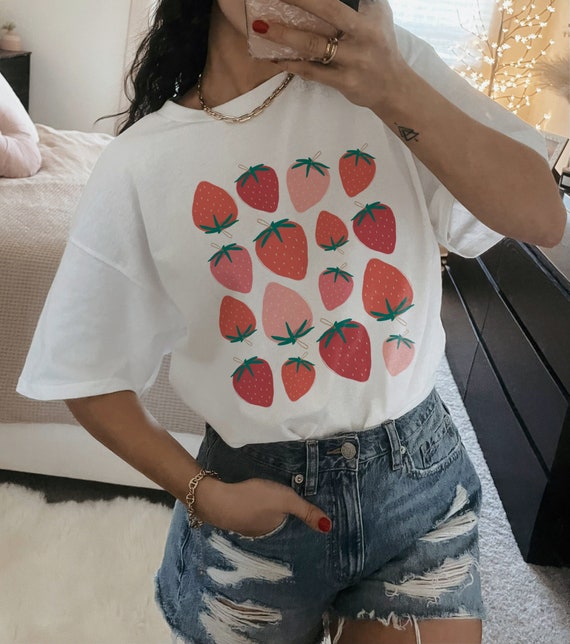 【新品未開封】BUMP OF CHICKEN strawberry tee m14362311296_1.jpg?1740823203