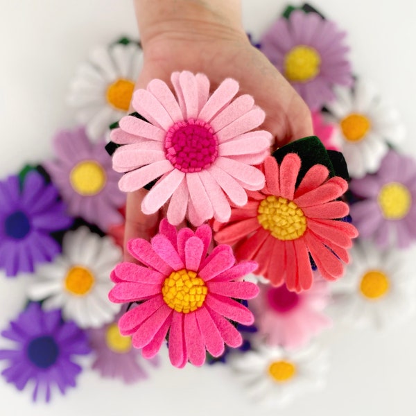 pink daisy hair clip, felt flower hair accessory, daisy barrette, flower girl hair