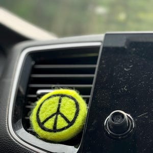 Peace Sign Car Vent Diffuser: Wool Aromatherapy Air Freshener