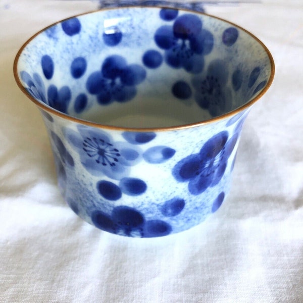 Japanese Porcelain Small Sake, Tea or Espresso Cup, Blue White Flowers/Dots Gold Trimmed, Vintage Estate, Excellent Pre-Owned Condition!