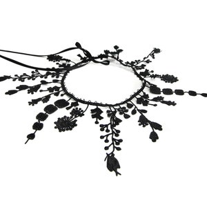 FAIRYTALE FOREST CHOKER - Enchanting, black choker with fairytale fringed lace motifs and satin ribbons for individual tying