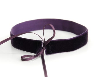 PLUM VELVET CHOKER - Pflaumenfarbener Samtchoker mit Double Face Satinbändern zum Binden