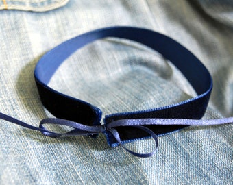 NAVY velvet choker - Dark blue velvet choker with satin ribbons made from 100% recycled PET bottles