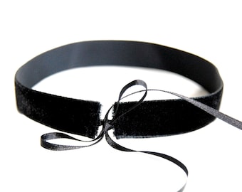 BLACK VELVET CHOKER - black stylish velvet choker with thin satin ribbons to tie