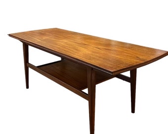 Free Shipping Within Continental US - Vintage Mid Century Modern Coffee Table Stand with Shell