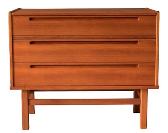 Free Shipping Within Continental US - Vintage Danish Mid Century Modern Dresser with Vanity Mirror In Teak by Nils Jonsson