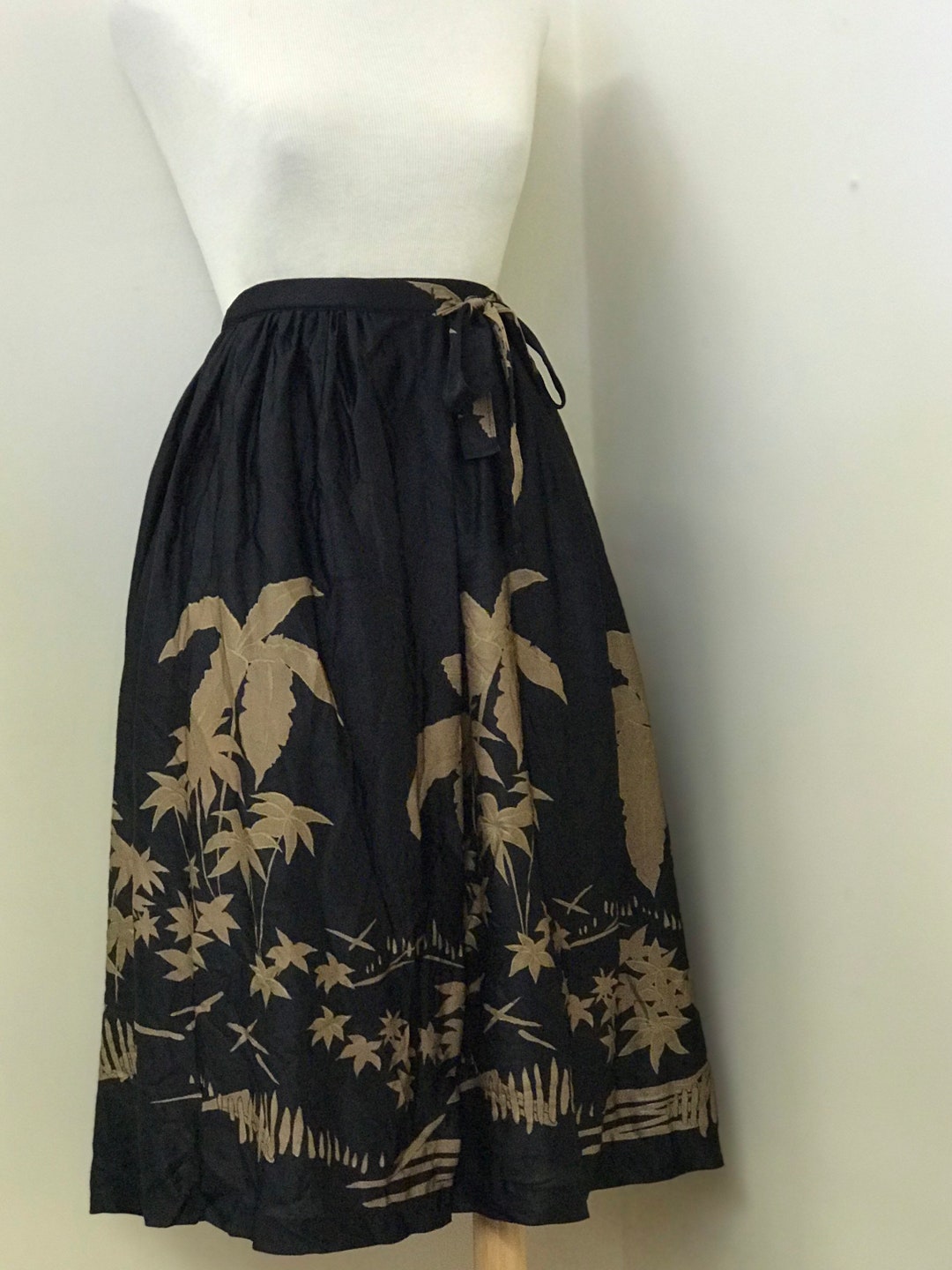 Vintage Black Tropical Patterned Midi Skirt - Etsy