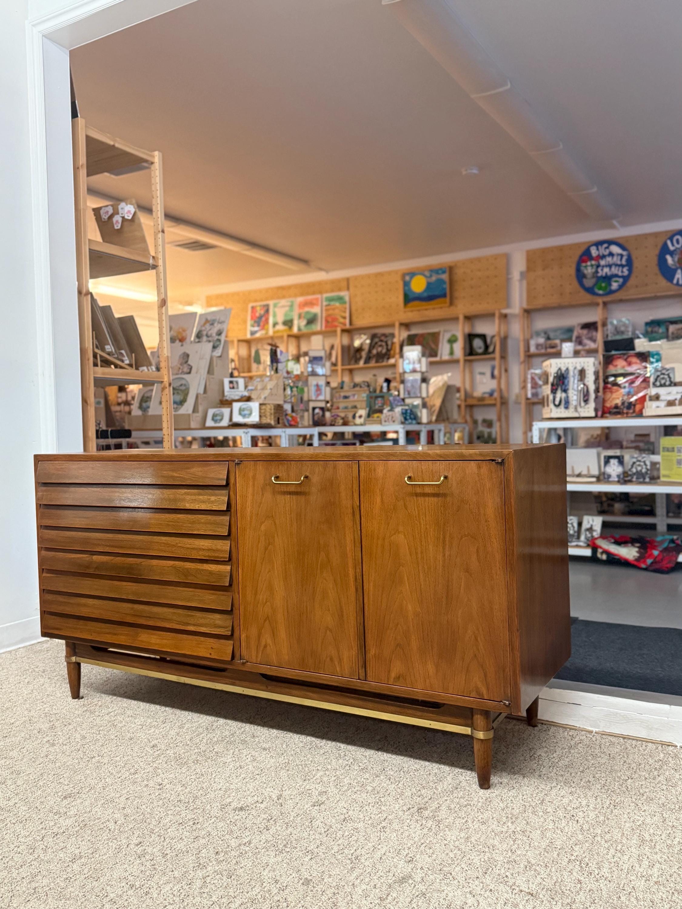 American of Martinsville アメリカ　ヴィンテージ　izz American of Martinsville Furniture | Modern Hill