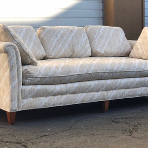 Free and Insured Shippig Within US Vintage Henredon Mid Century Modern Sofa Chair image 4