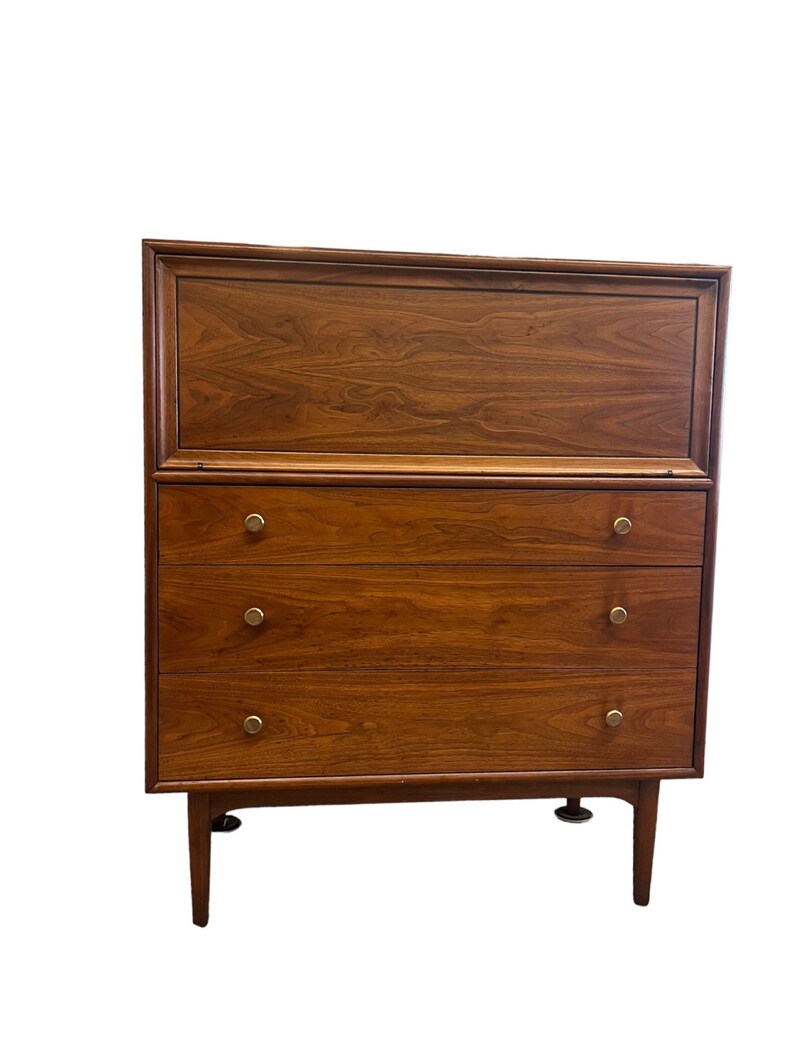 Free Shipping Within Continental US Vintage Mid Century Modern 5 Drawer Dresser Dovetail Drawers Drexel image 4