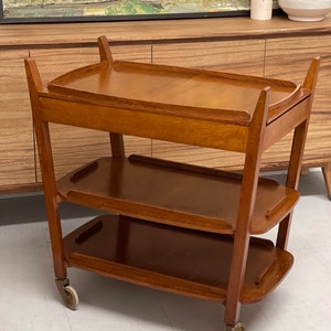 Free Shipping Within Continental US Vintage Mid Century Modern3 Tiered Cart in the Style of Hundevad. UK Import image 3