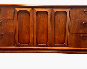 Free Shipping Within Continental US - Vintage Mid Century Modern Broyhill walnut Solid 9 Drawer Dresser