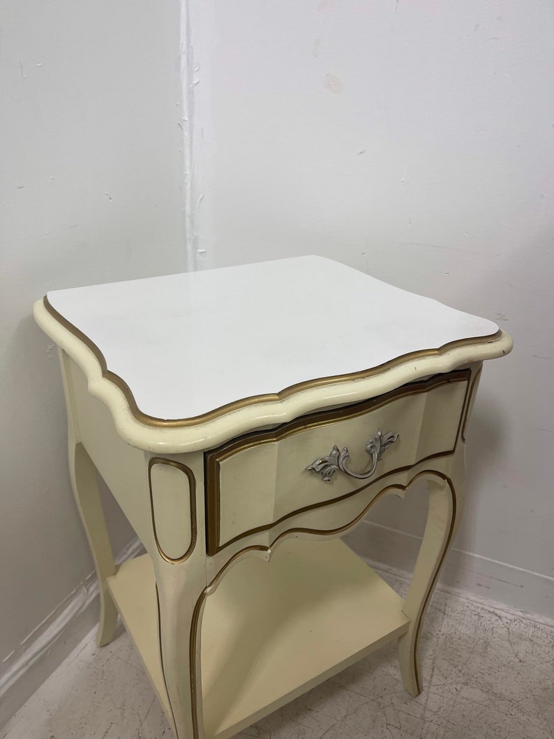 Free Shipping Within Continental US Vintage French Provincial Style Accent Table Stand image 6