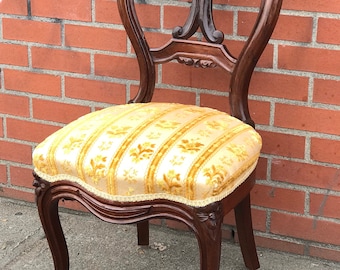 Free Shipping within US - Vintage Victorian Parlor Reupholstered Accent chair with Handmade Details