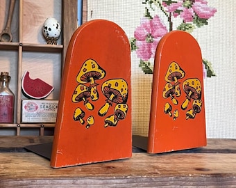 Free shipping within continental US - Vintage Groovy Mushroom Bookends
