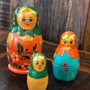 Vintage MCM Wooden Nesting Dolls Handpainted Handmade Cute Charming Cottagecore Danish Russian Made In USSR Decor Figurines Small image 1