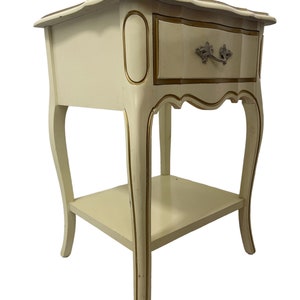 Free Shipping Within Continental US Vintage French Provincial Style Accent Table Stand image 2