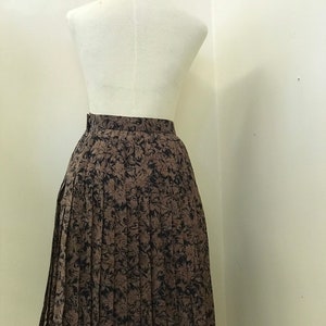 Vintage Midi Floral Pleated 2 Tier Beige Skirt image 1
