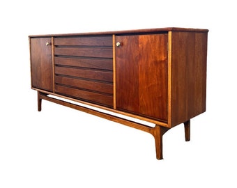Free Shipping Within Continental US - Vintage Stanley Mid Century Modern Credenza Cabinet Dovetailed Louvered Front Drawers