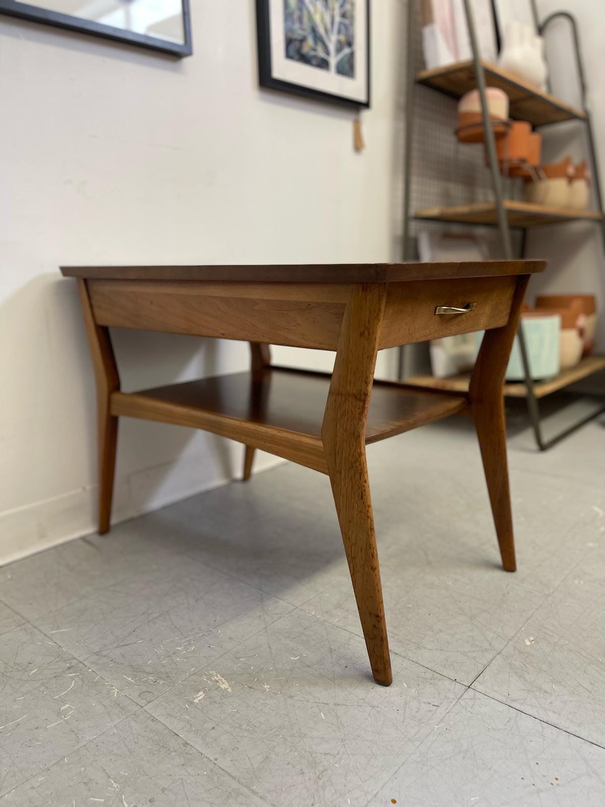 ACME Furniture/サーフボードテーブル/ヴィンテージ/Mersman Vintage Mersman End Table - 12 For Sale on 1stDibs