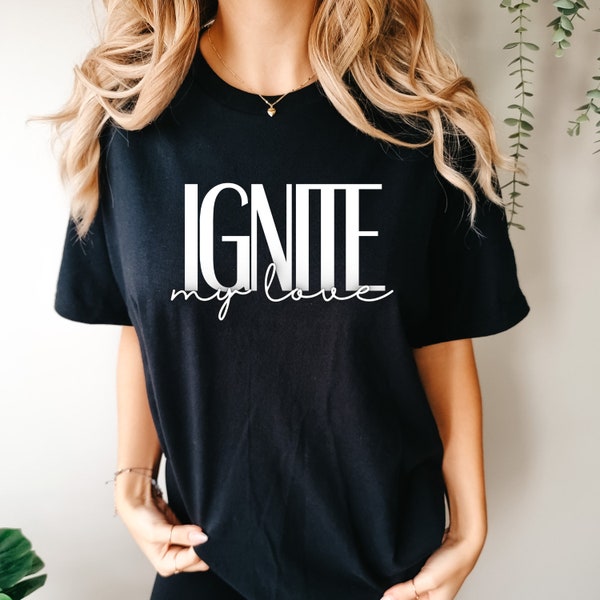 Ignite Bookish Tee-Shatter Me-Aaron Warner