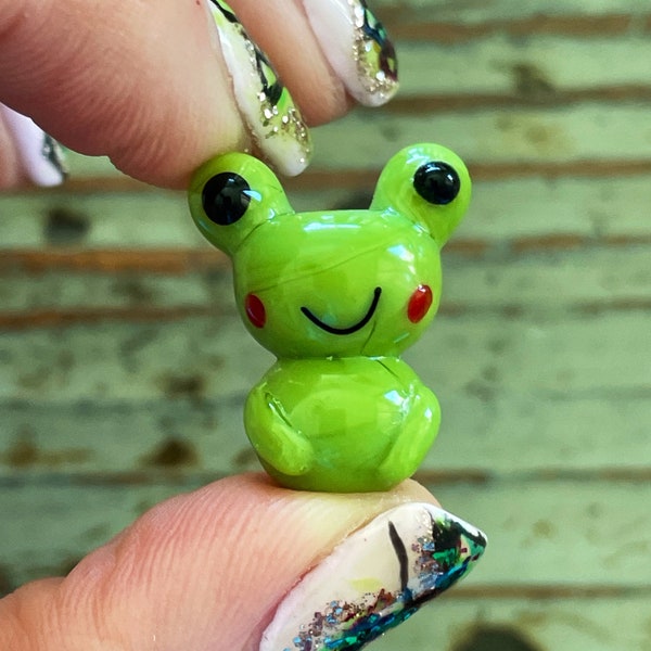 Lampwork Frog Bead 22mm, Adorable Glass Green Frog