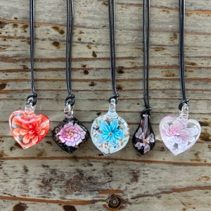 Lampwork Flower Necklace, Black Corded Choker 35~45mm Flowers