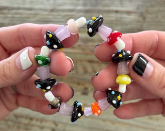 Lampwork Mushroom Bracelets, Mixed Glass Mushroom Beaded Bracelet