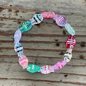 Lampwork Fish Bracelets, Glass Colorful Fish with Bright Enamel Beaded Bracelet