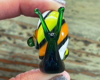 ランプワークガーデンカタツムリ、カラフルな大きなガラスカタツムリの