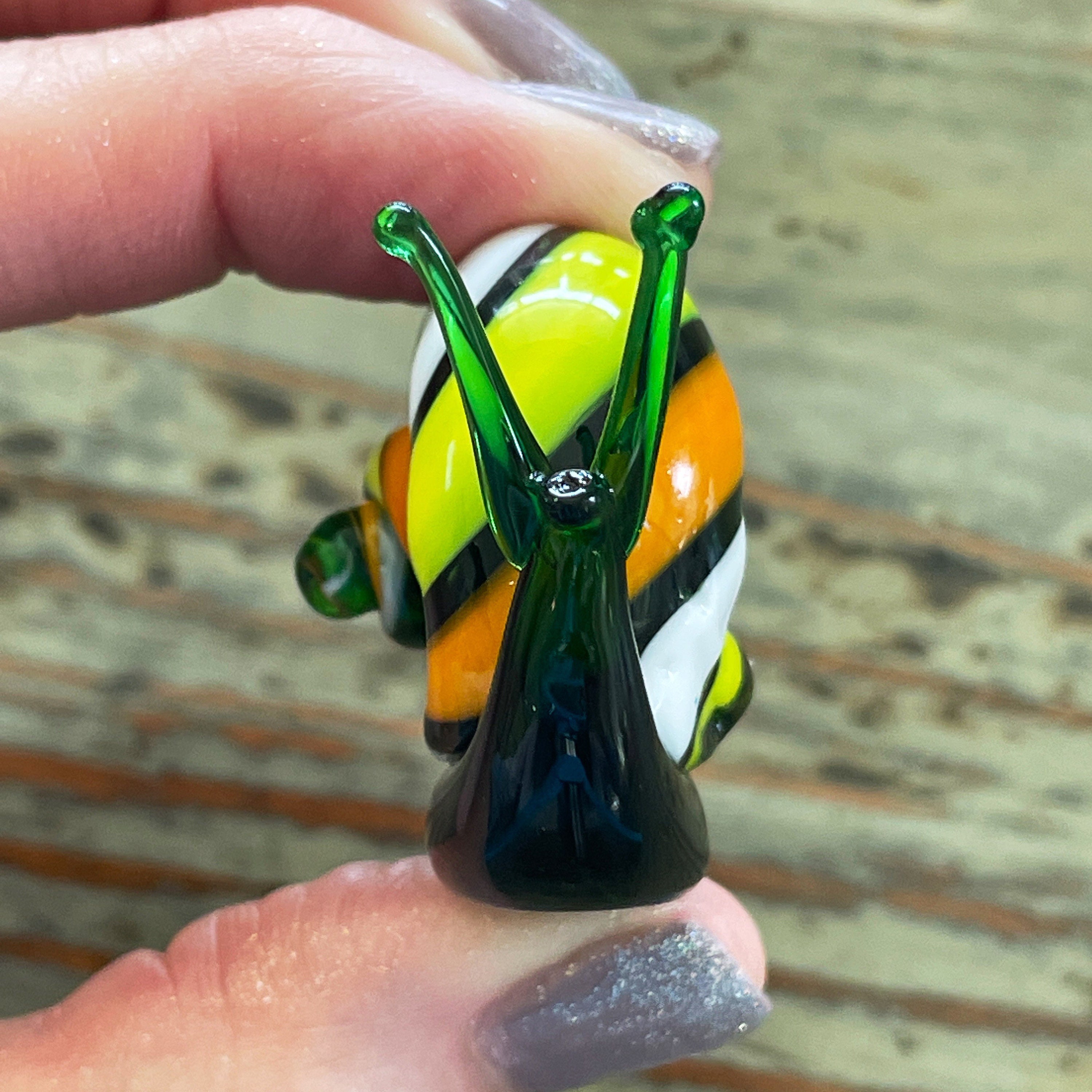 ランプワークガーデンカタツムリ、カラフルな大きなガラスカタツムリの