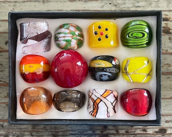 Lampwork Glass Rings, Mixed Color Infinity Style, Mixed Sizes