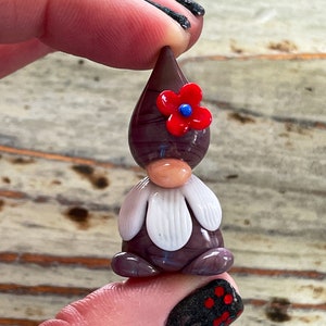 Gnomos de jardín de cristal, gnomos de cristal de Murano de 40 mm Purple